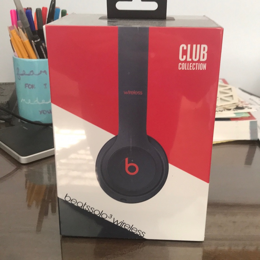 Beats Solo3 Wireless Earphones